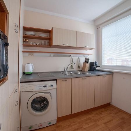 Strawberry Apartment Bratislava Exterior photo